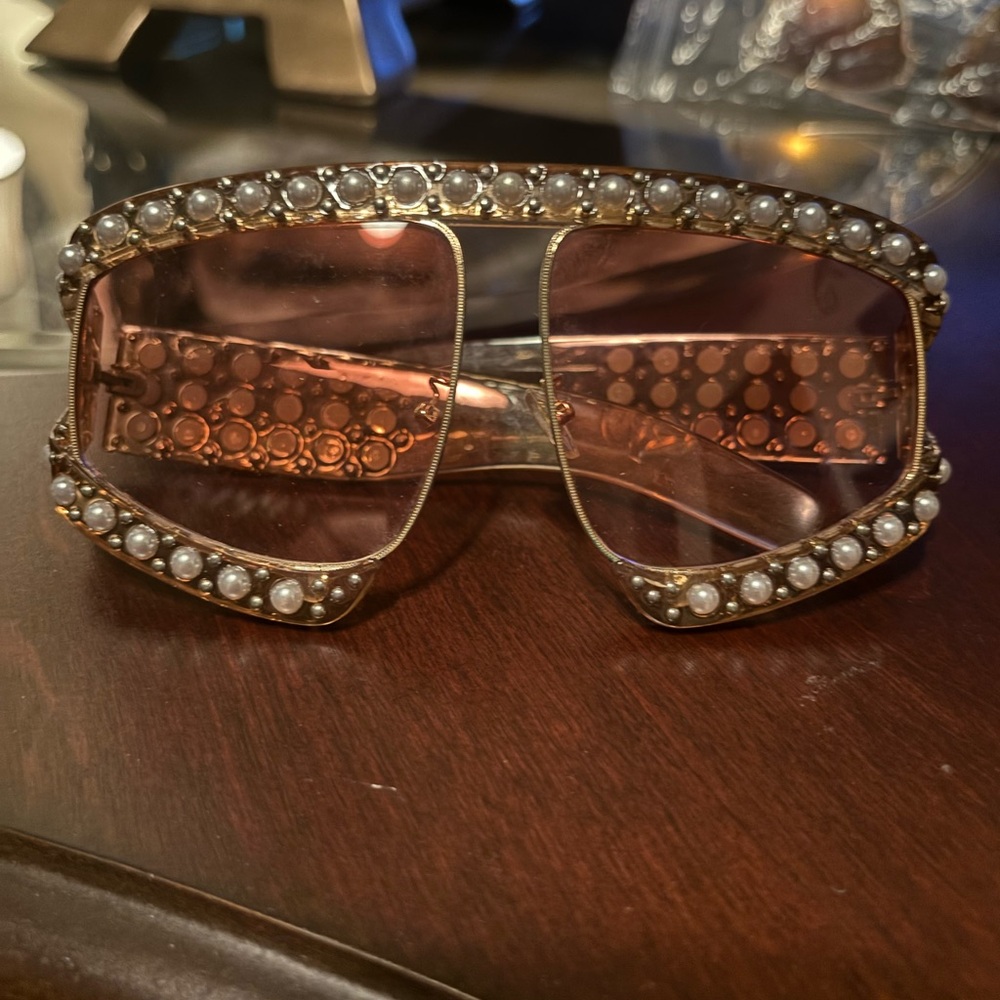 Pearl Sunglasses